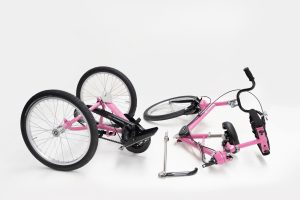 Tomcats Fizz split into two pieces